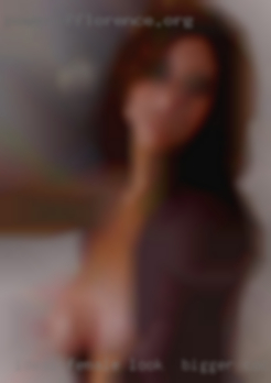 Ideal female look for bigger cocks is slim/petite/athletic.